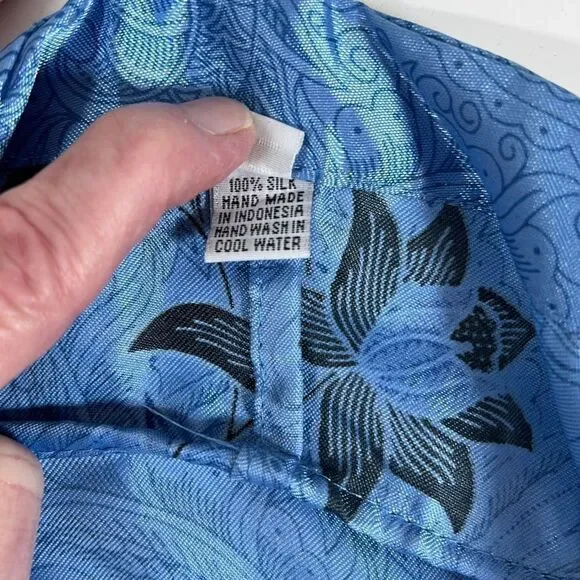 Womens Open Front Hand Made Vintage 100% Silk Flower & Swan Robe Blue Size Large